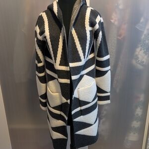 Merona Black and White Geometric Cardigan